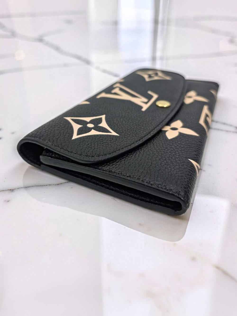 Louis Vuitton Emilie Monogram Empreinte Bicolor Long Wallet - Picture 9 of 16